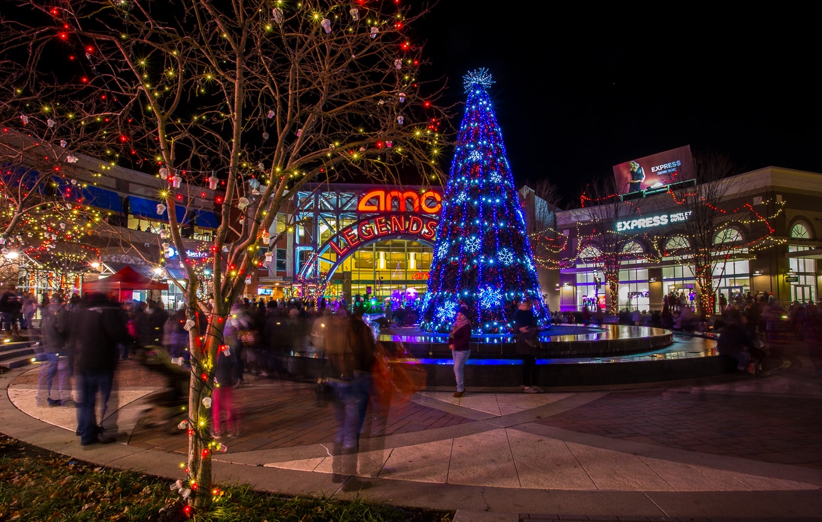 5 Reasons to Visit Legends Outlets This Holiday Season