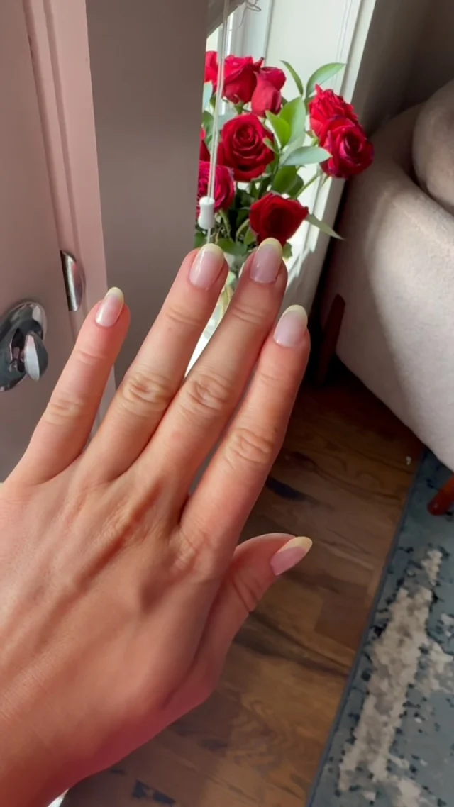 New nails, who dis? 💅✨ With endless styles to choose from, get salon-quality nails without the salon $$ at @clairesstores