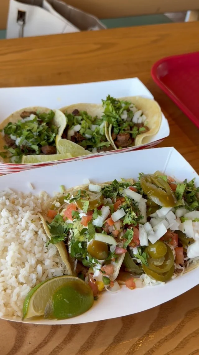 Go South of the border right here at home! Take a trip to @lafuentestreetfood for delicious authentic Mexican street food. Si, por favor! 😍🌮