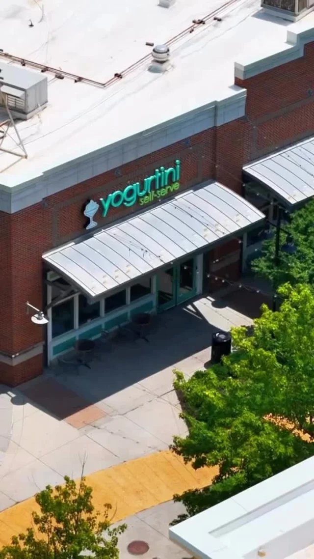 Do you hear that? We sure do. @yogurtinilegends⁠
⁠
 ( #📷 @yogurtinilegends )⁠
⁠
#yogurtinivibes #sweettoothcalling #froyofix #desserttime #yogurtinilegends #frozenyogurtlove #treatyourself #froyoaddict #snackattack #legendsoutlets #spoonfulofjoy #froyocravings #tastethetwist #kcdesserts #sweetescape